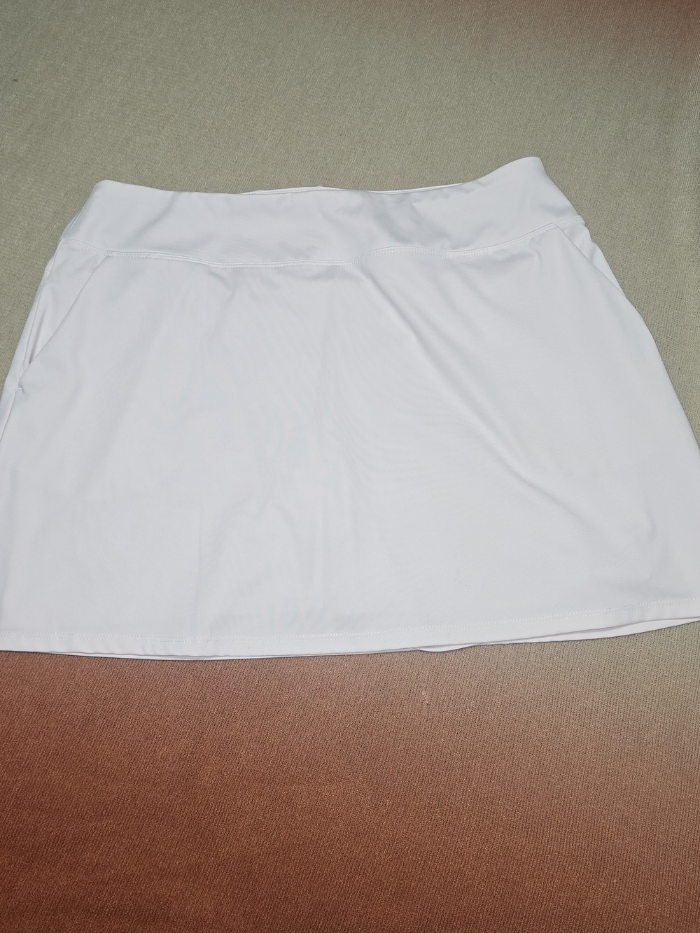 TOMMY BAHAMA CREAM WHITE GOLF SKORT TENNIS SUMMER WOMENS SIZE LARGE